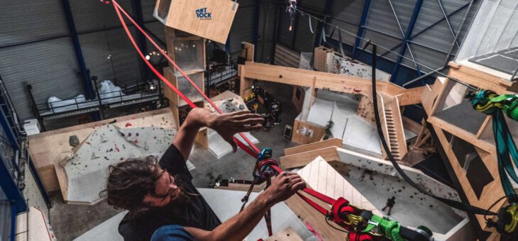 Indoor highline in Be Boulder Amsterdam, 2022-2025